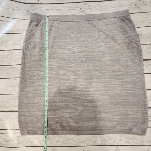 MARLAWAYNNE Womens Size 2X Matte and Shine Easy Knit Skirt with Two Pockets NWT - Picture 8 of 14